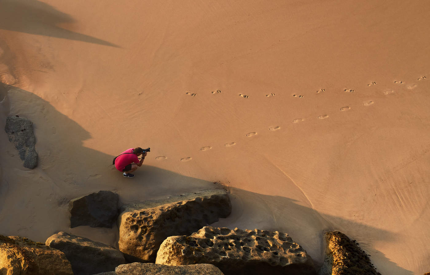 из ниоткуда