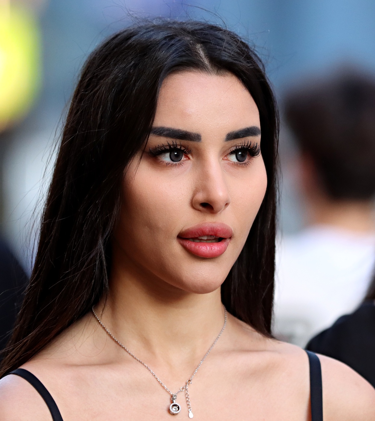 Уличный портрет