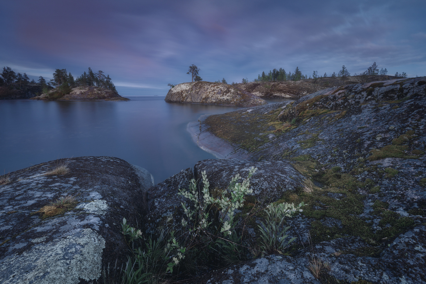 Ночью на озере