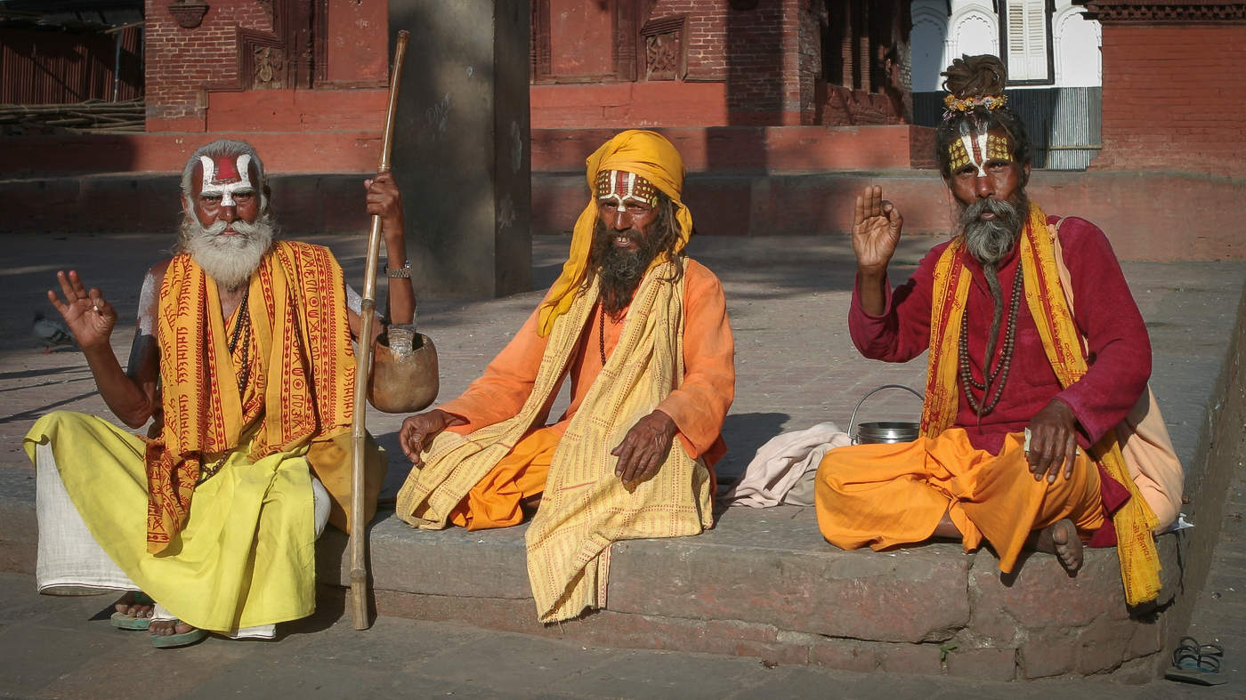 Давно здесь сидим ...