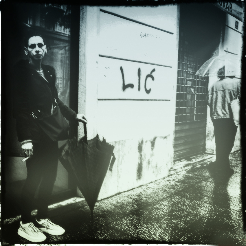 ... словНо эхо фразы /comme un écho de la phrase/