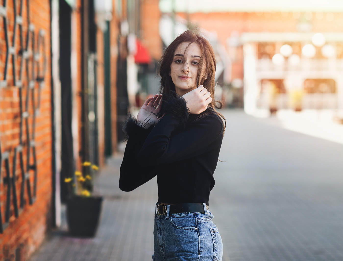 Сусанна, в переводе "белая лилия" или "лотос"