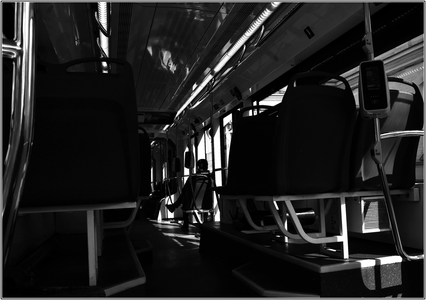 .... Одинокий пассажир .....