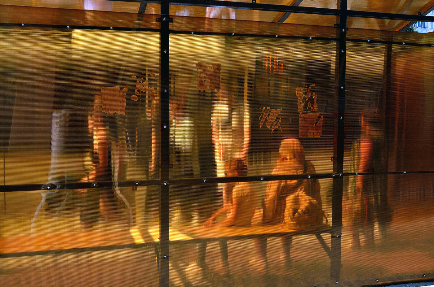 Прибытие автобуса...