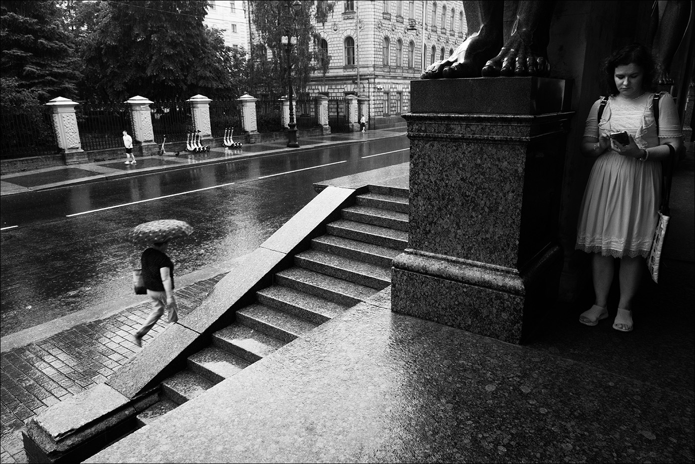 турфото со смартфоном и самокатами