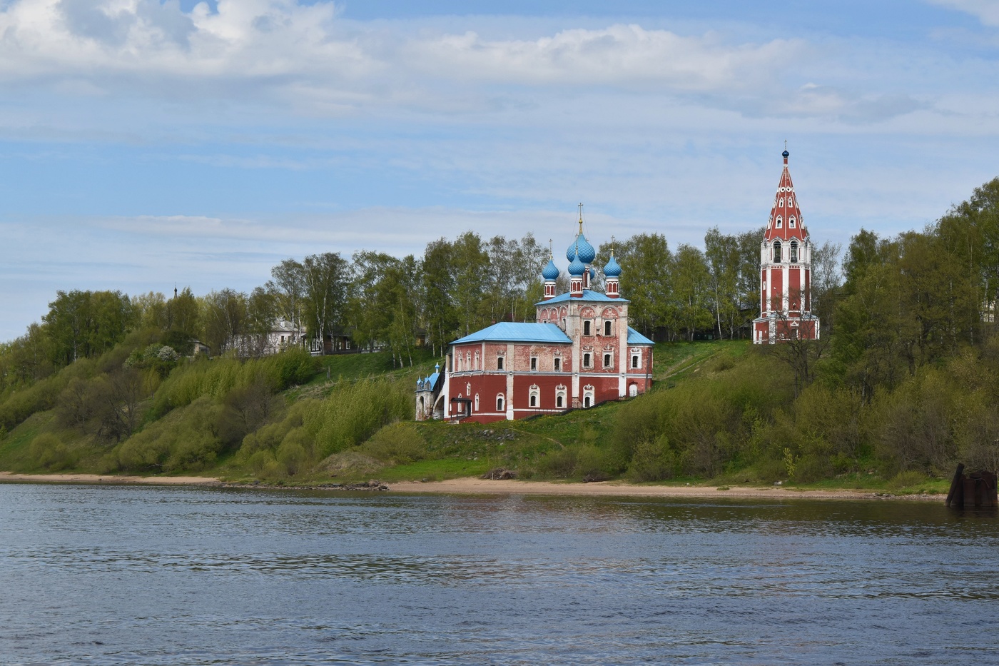 Романовская сторона