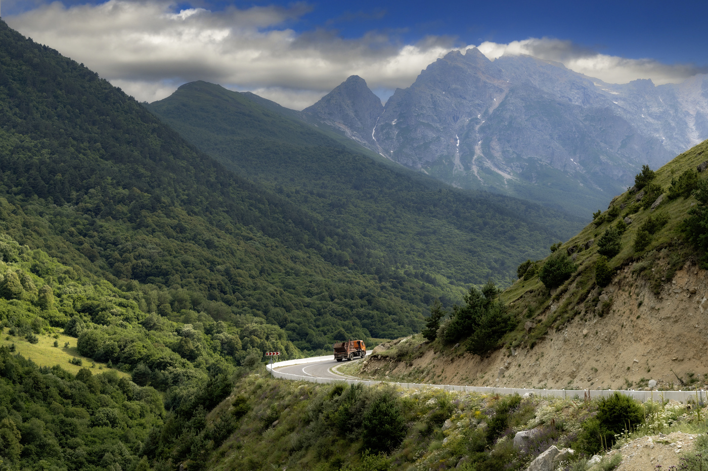 Крутой поворот