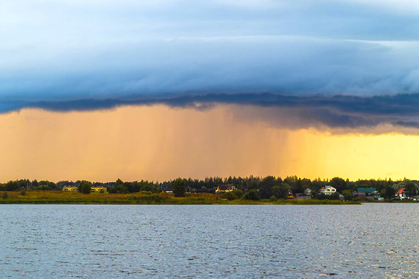 Местами ожидается дождь
