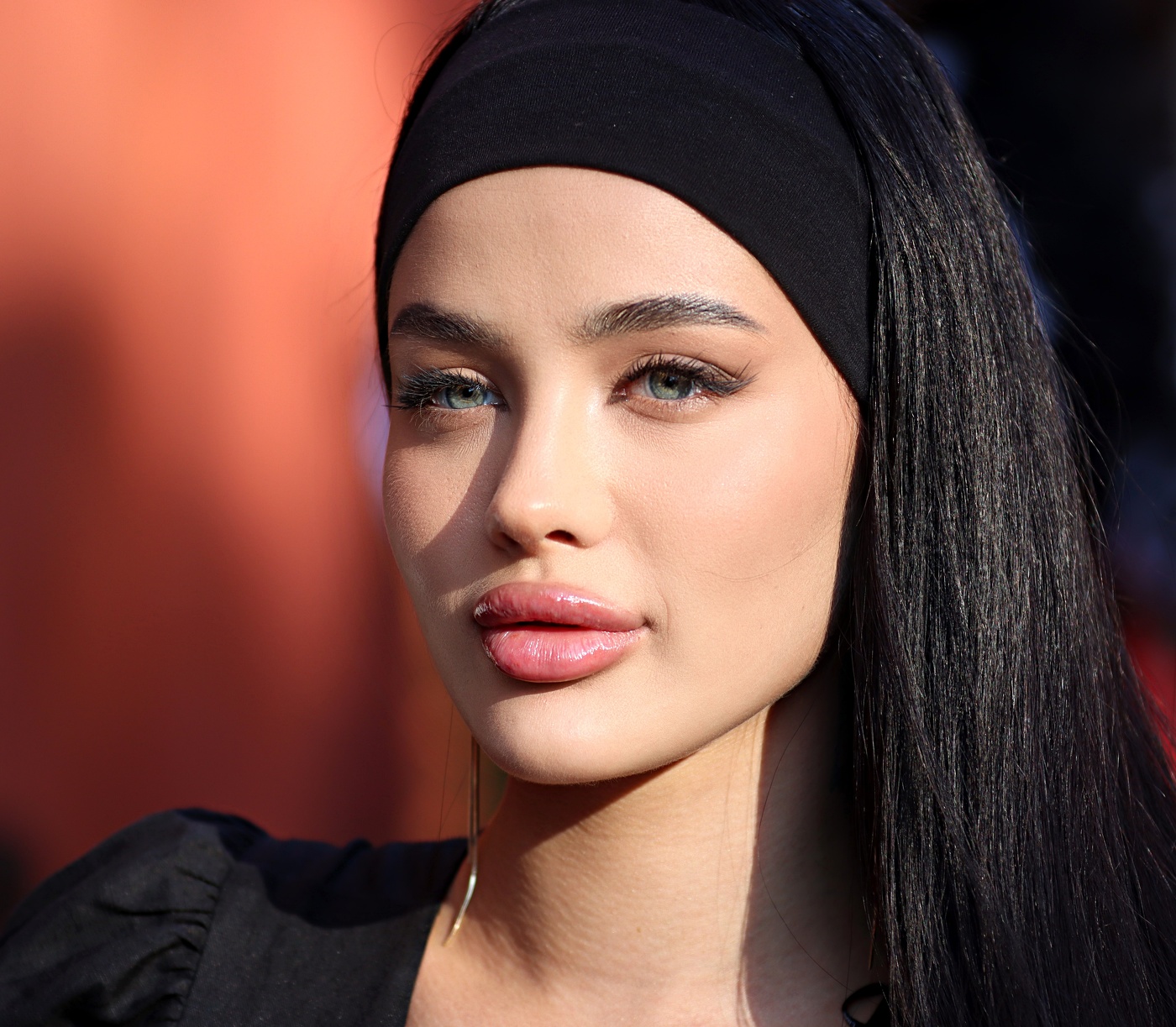 Портрет прохожей