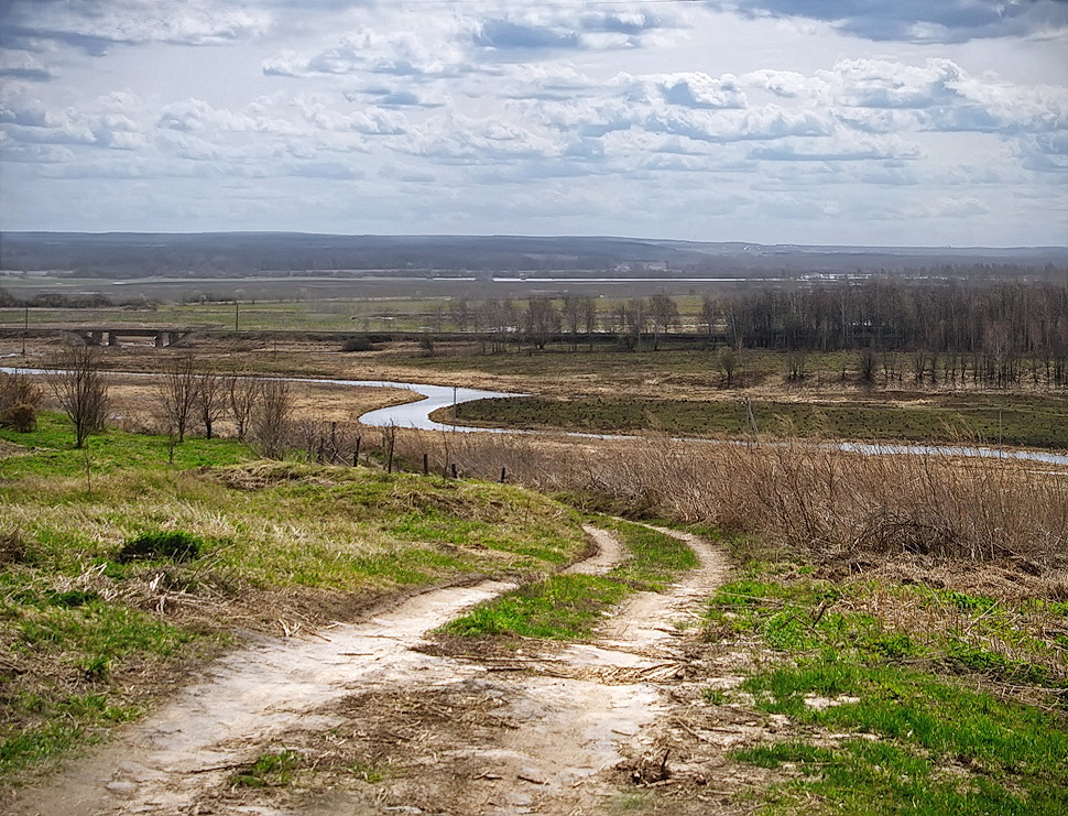Поездом, рекой или дорогой ?