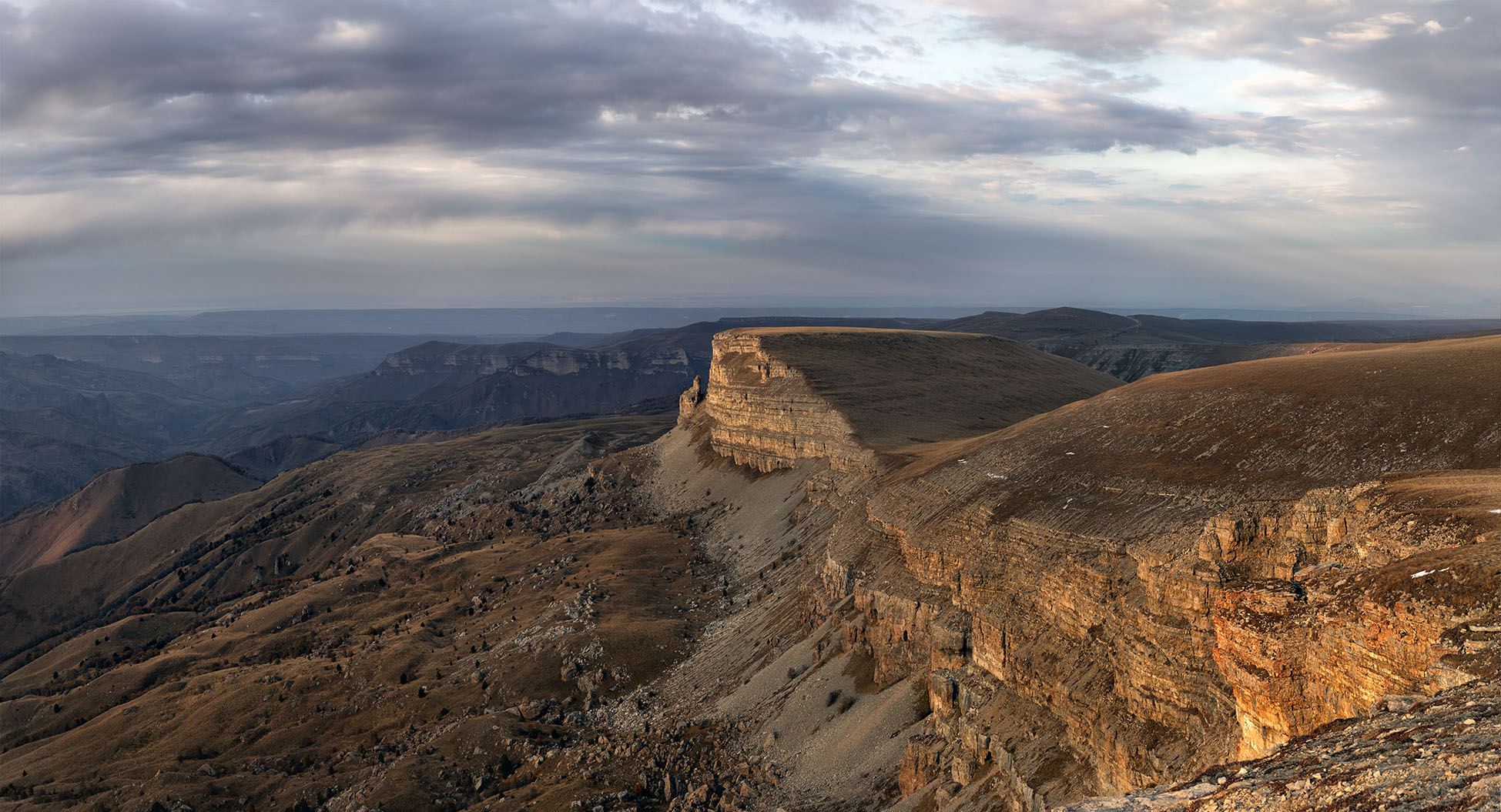 На закате...