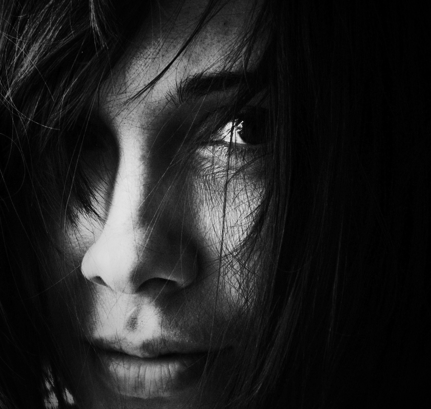 "И я была девушкой юной ..."