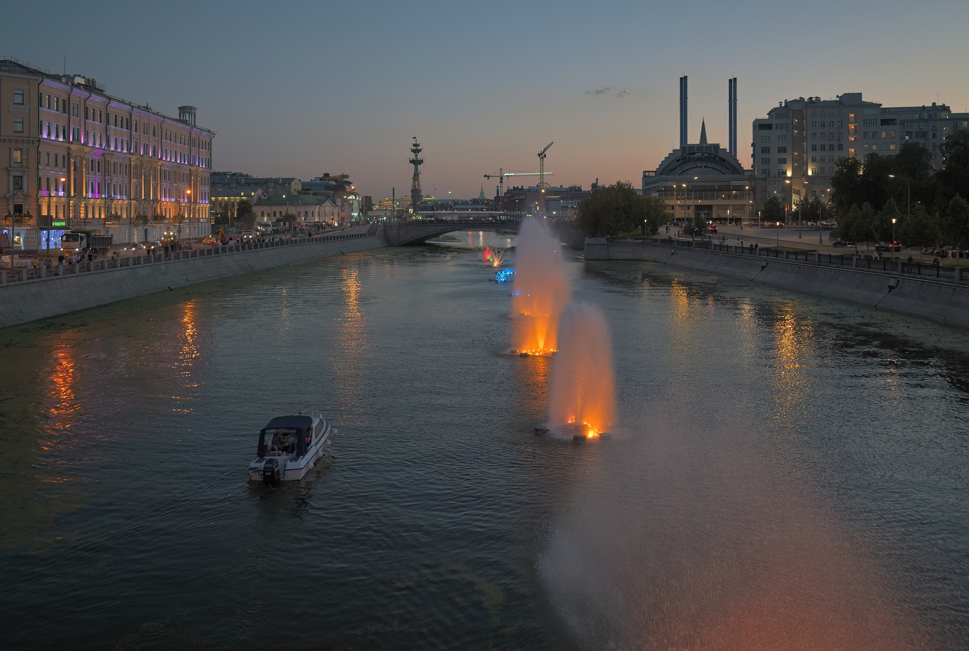 Фонтаны в центре
