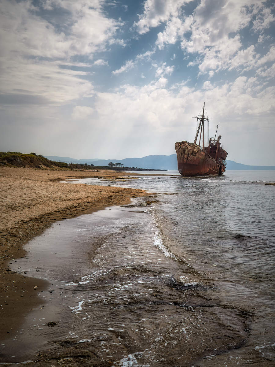 shipwreck 3