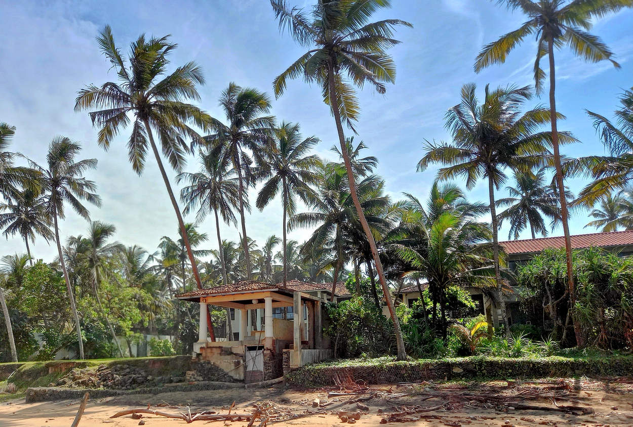 На побережье после урагана