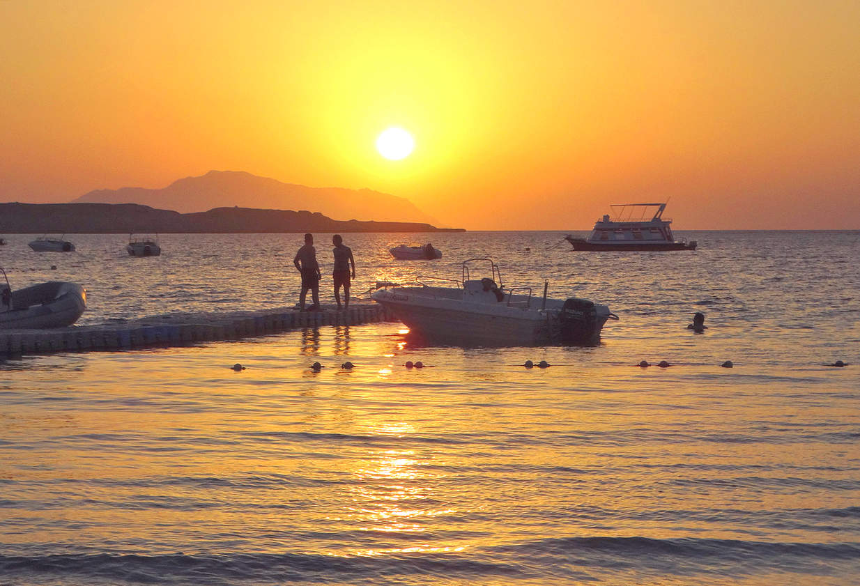 С утра пораньше релакс на море