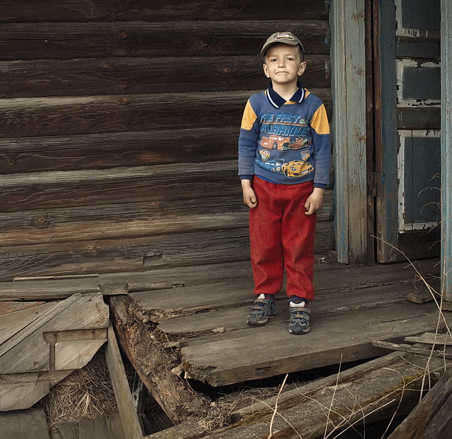 Красные штаны.