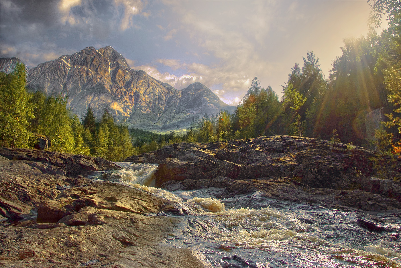 Течёт ручей