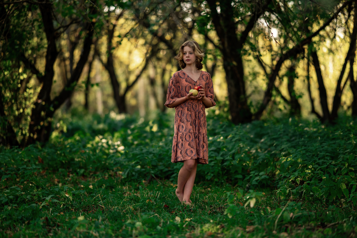 С яблочками