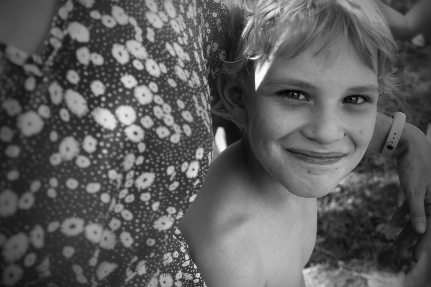 Под крылышком