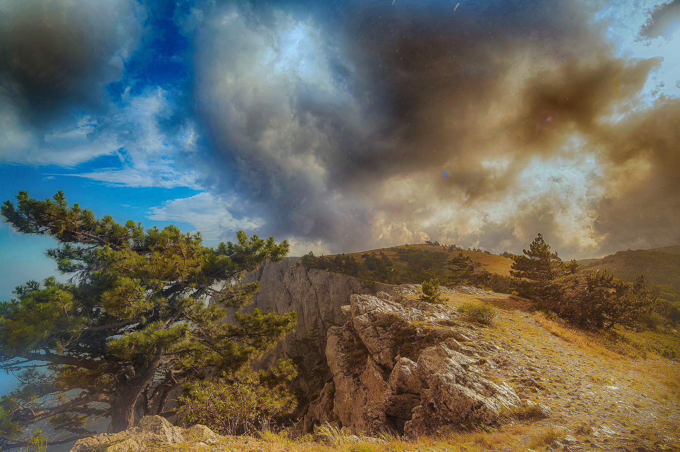 Крым. Дождь.