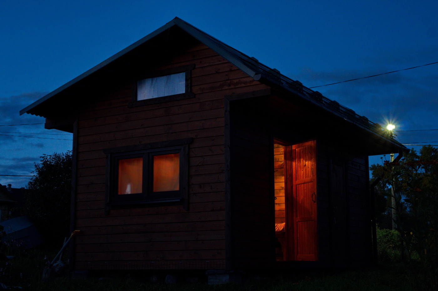 Свет в окошке