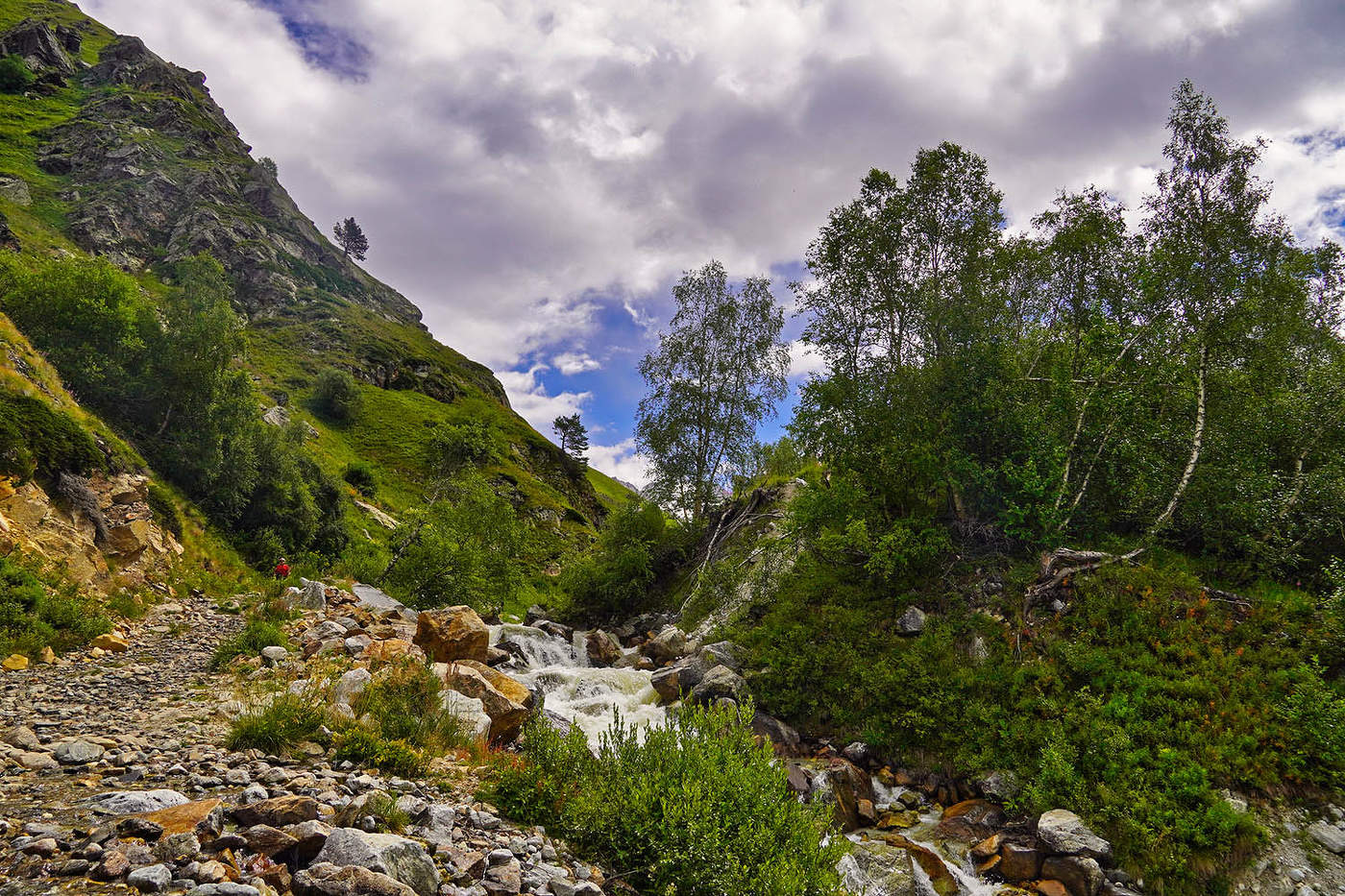 В ущелье Адыл-Су
