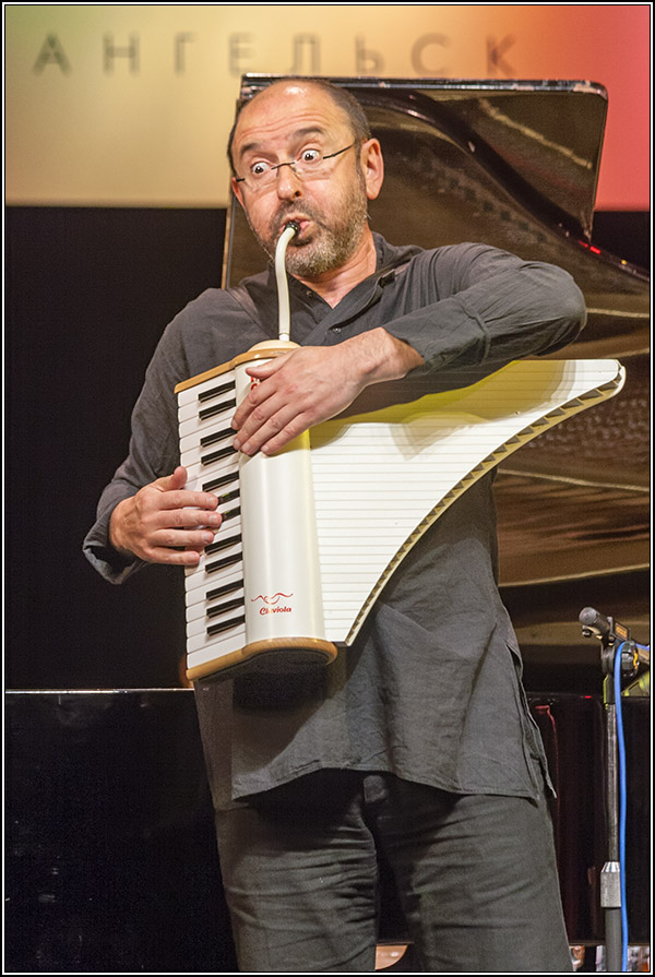 Мы из джаза.