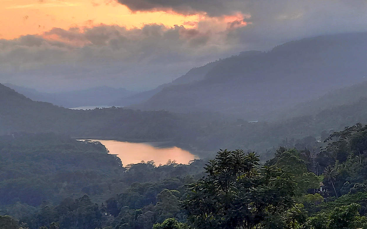 Вечер в горах