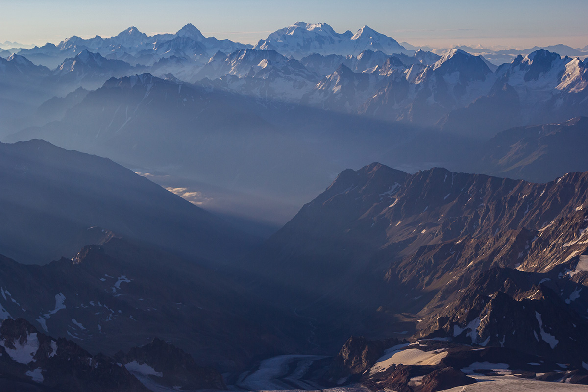 На рассвете