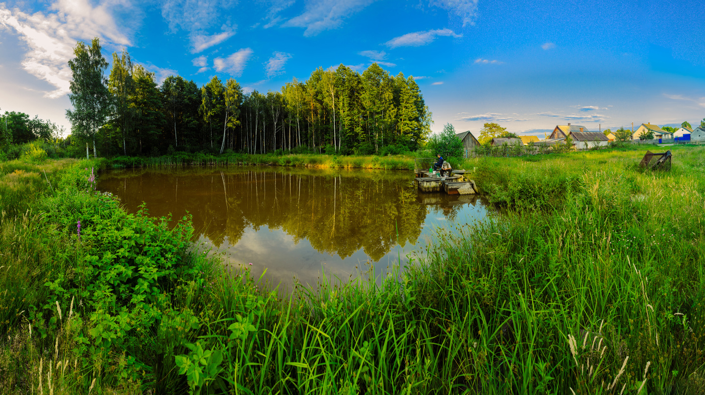 На рыбалке.