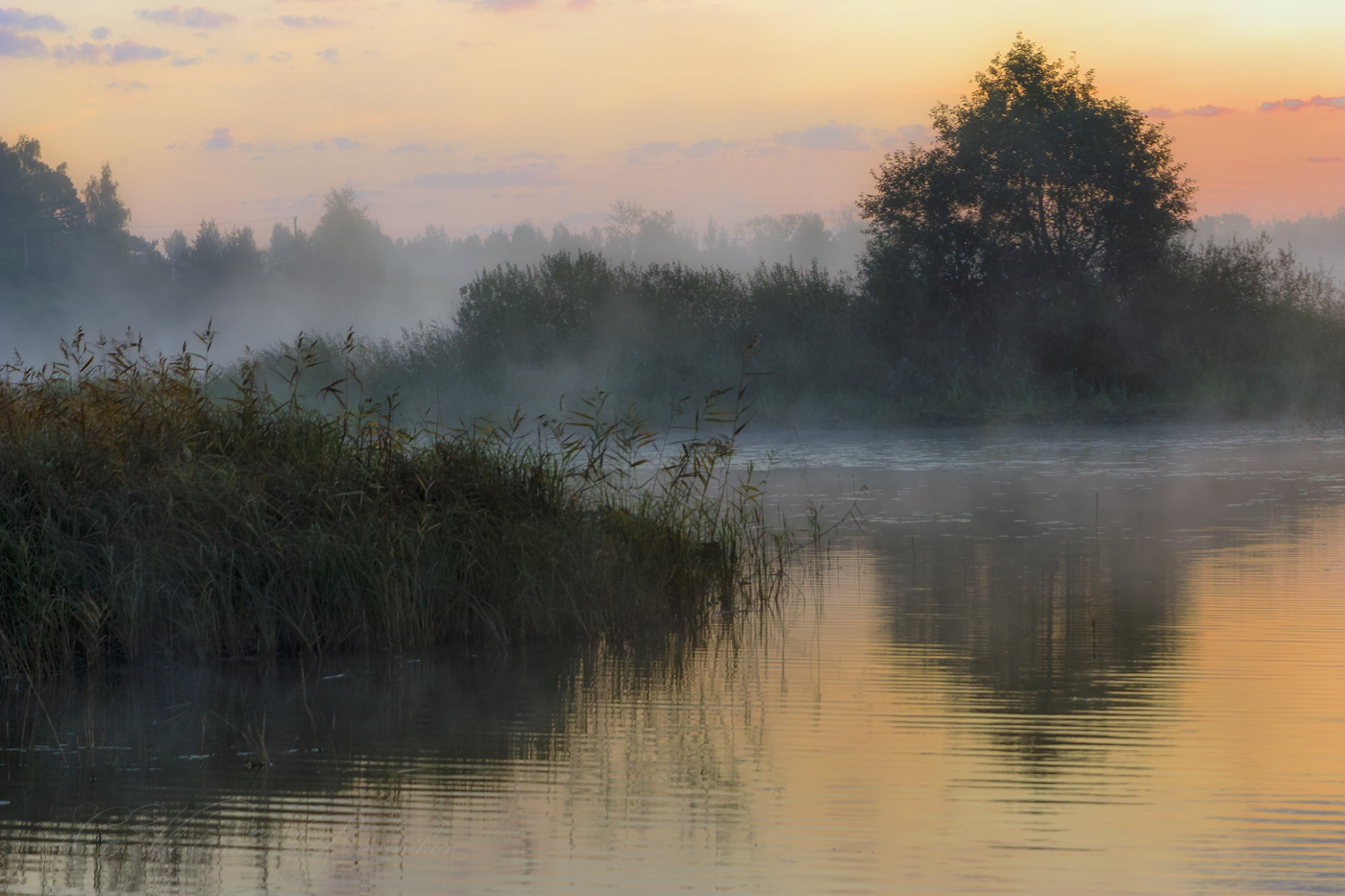 Неспешно утро наступает