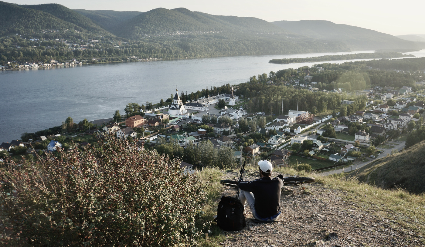 Тёплым августовским вечером на Енисее