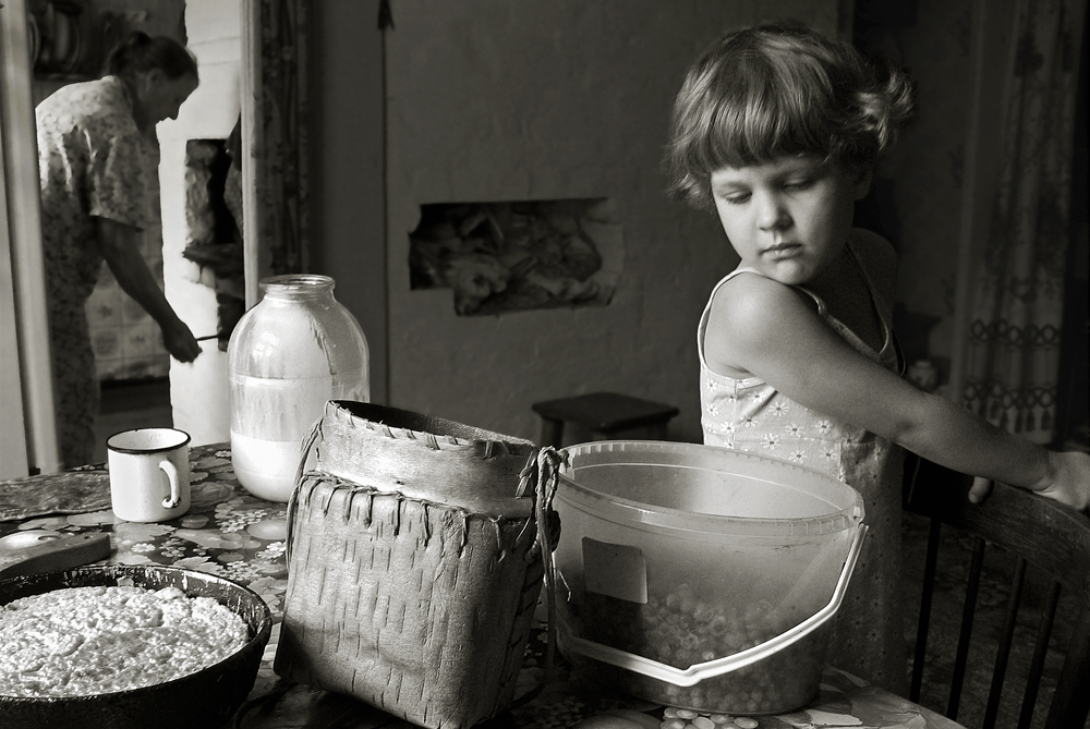 Девочка с набирками