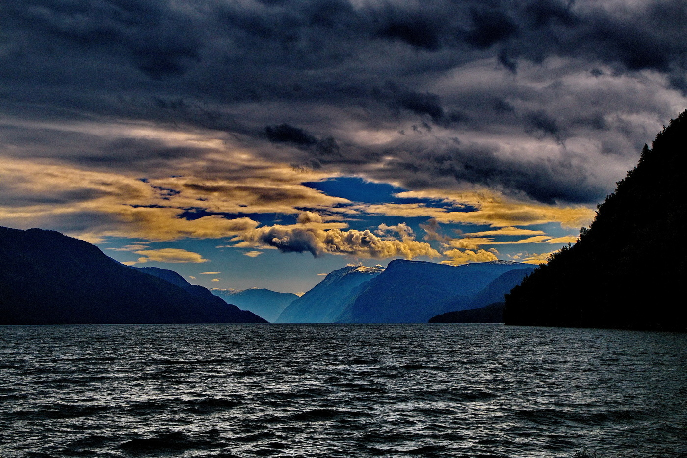 **Холодает.*