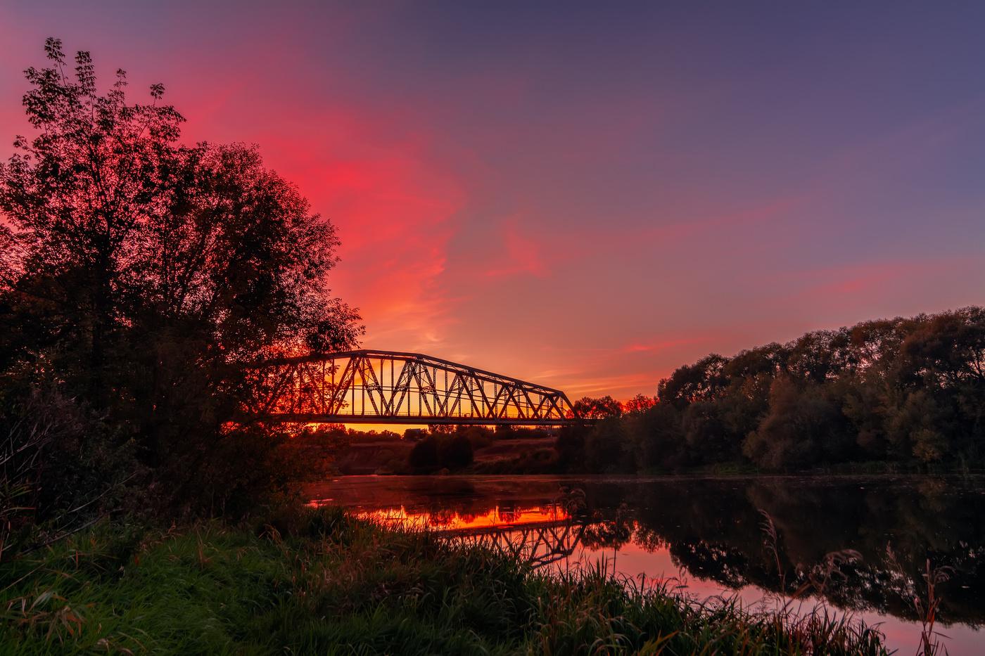 закат у моста