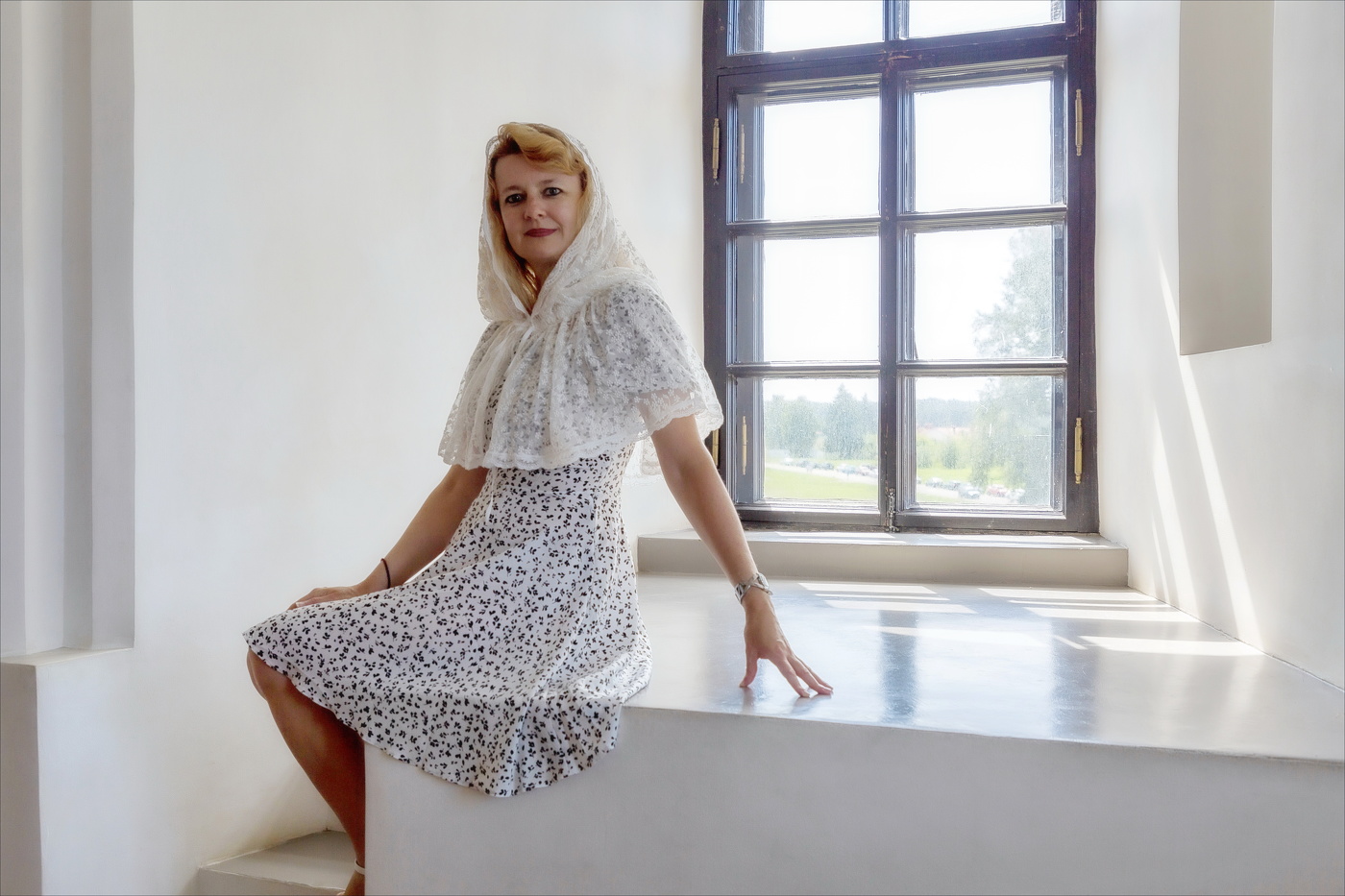 В СВЕТЛОМ ХРАМЕ