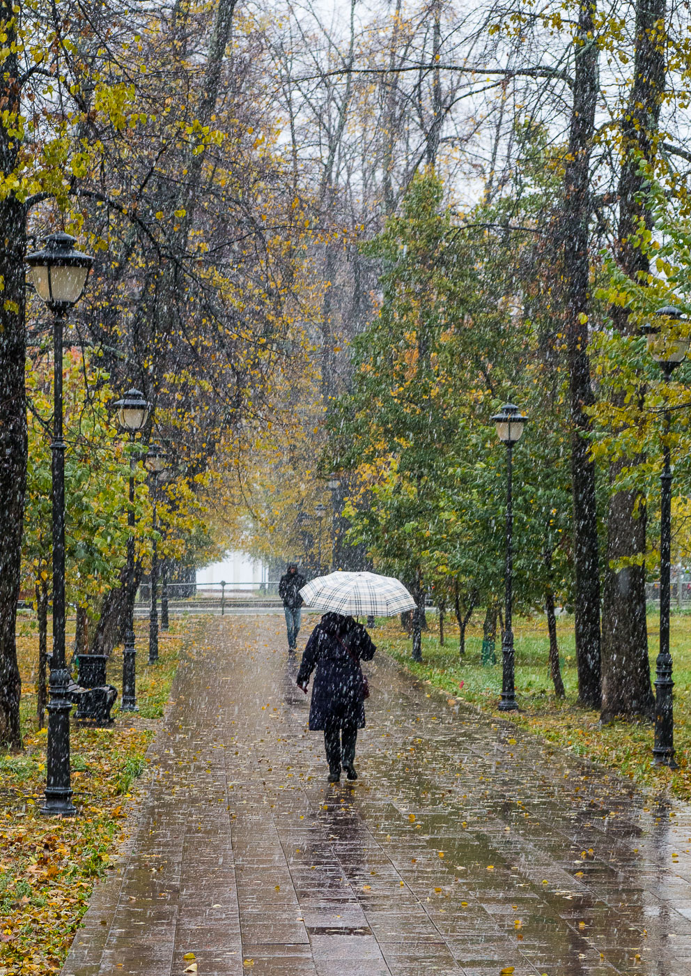 Первый пошёл...