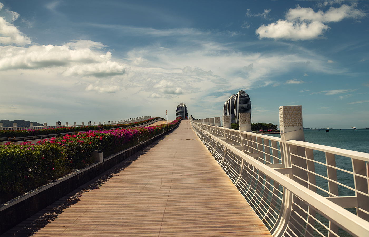 Дорога на остров Феникс.