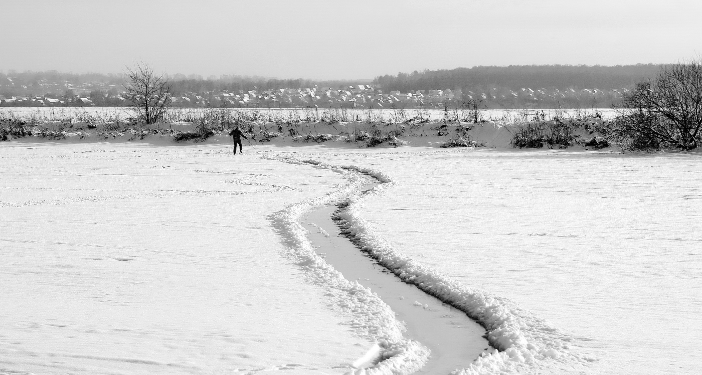 К прямой по кривой.