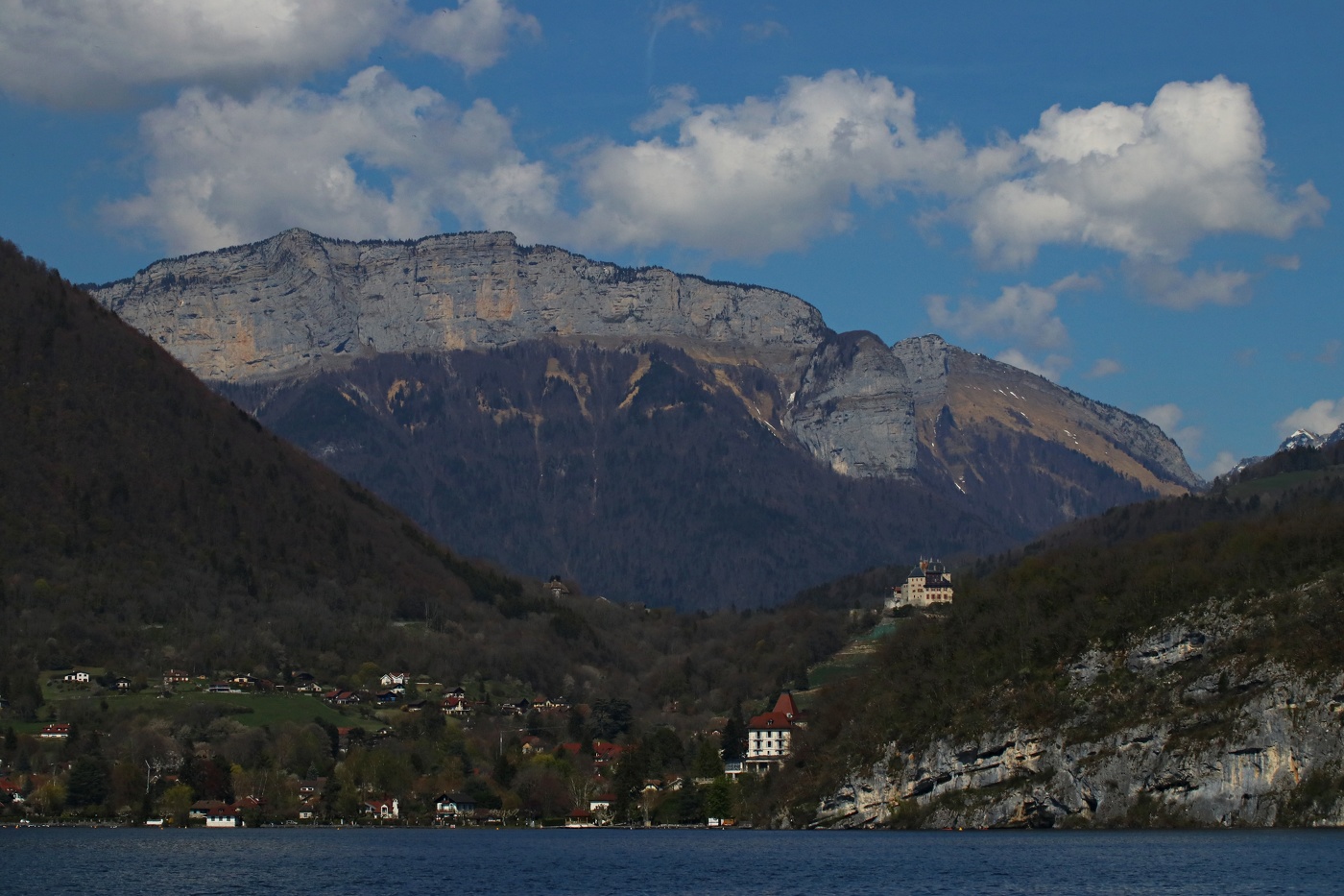 Посёлок Ментон-Сен-Бернар