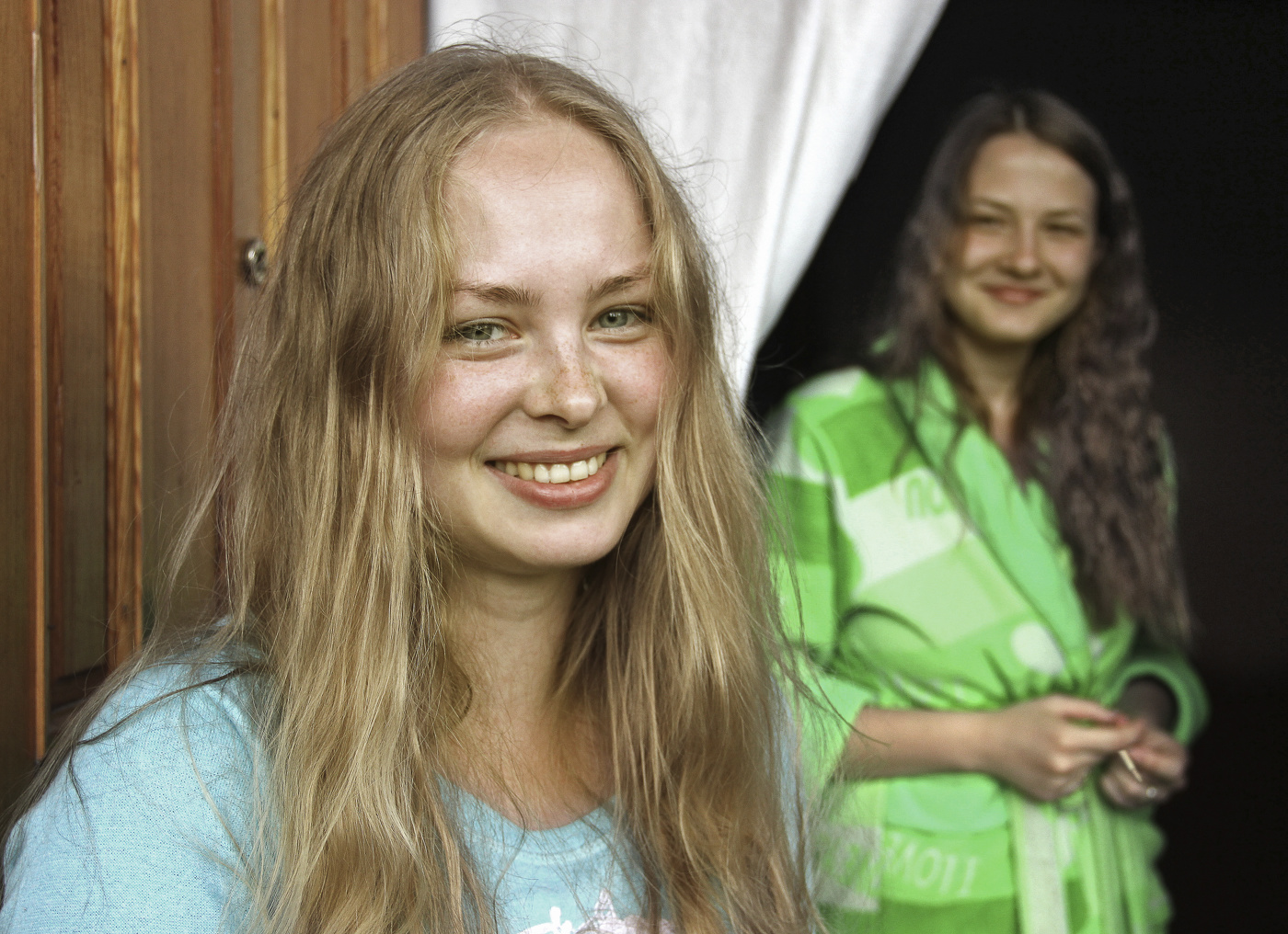 Маша и Настя