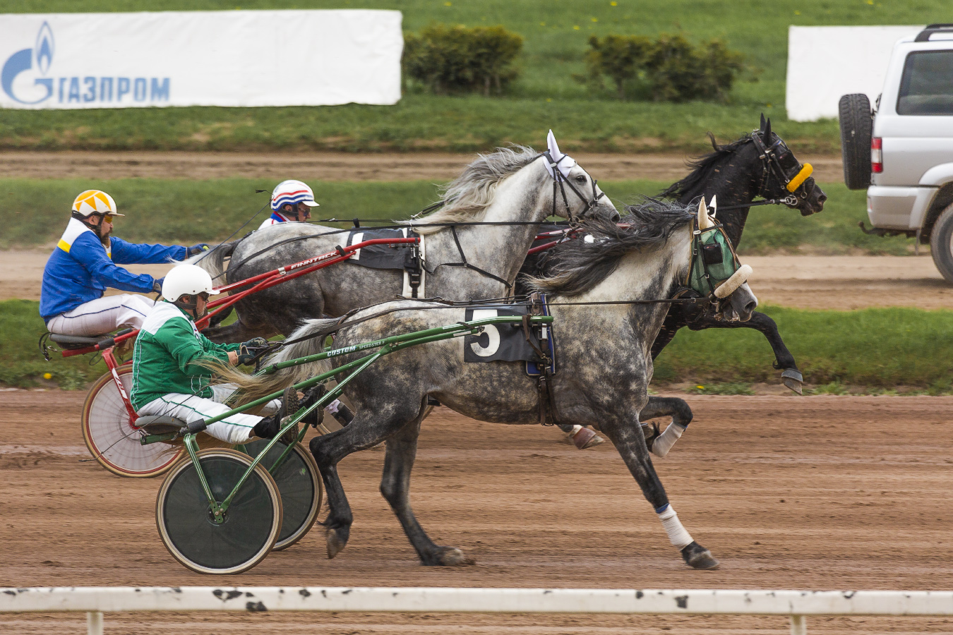 "Тройной экспресс"