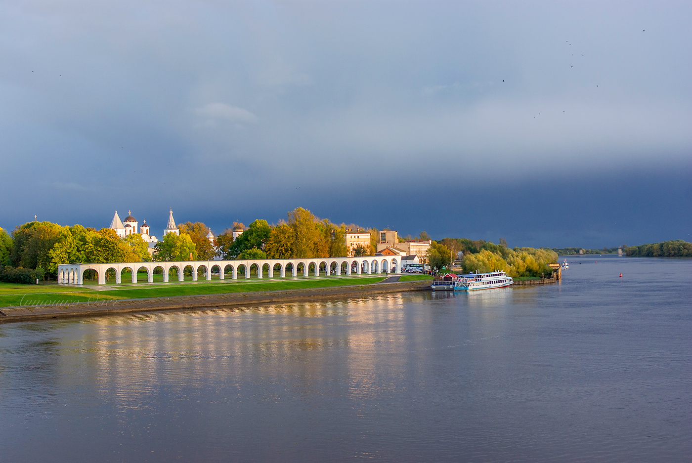 Закат в Великом Новгороде.