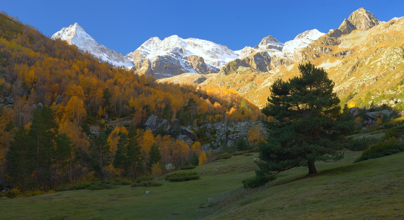 Утро в горах Кавказа
