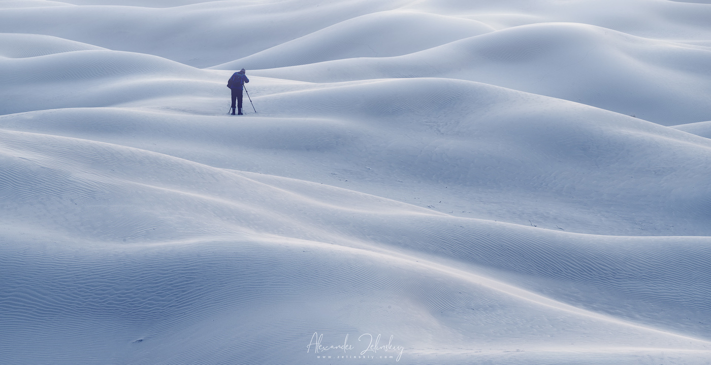 В снежных песках