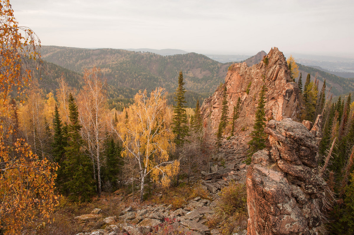 Скальный массив "Китайская стена".