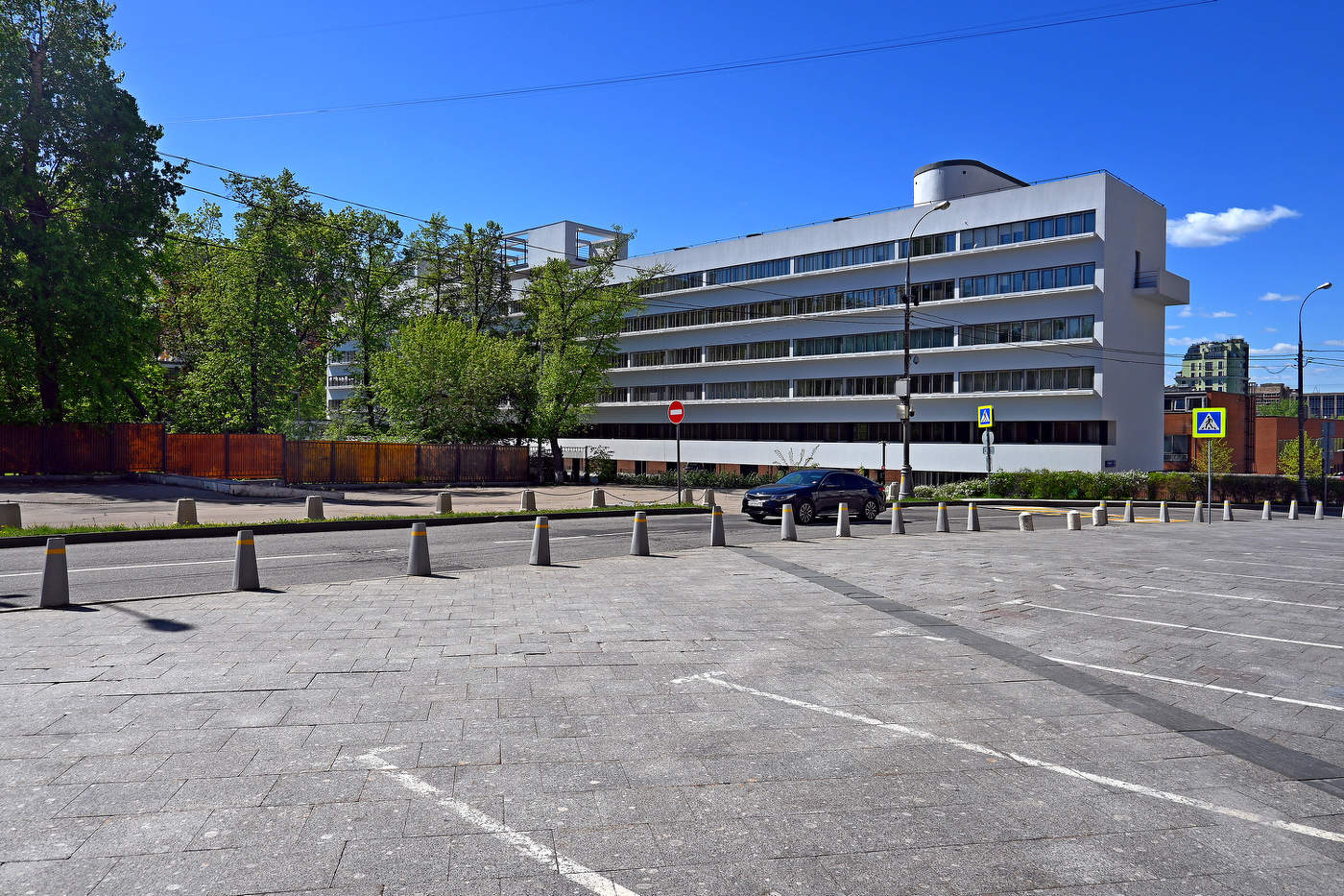 Дом Наркомфина