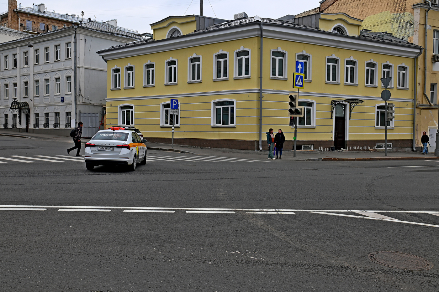 Андроньевская площадь