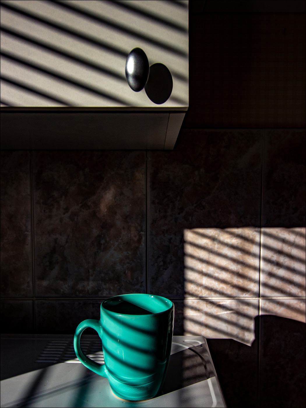 Натюрморт с кружкой.